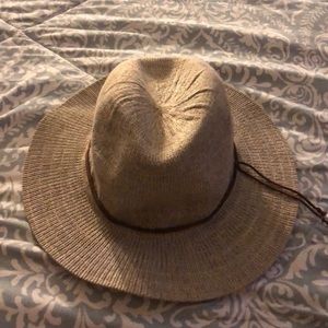 Women’s summer fedora